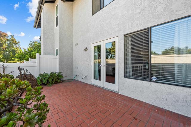 Carlsbad, California, 92011, United States, 2 Bedrooms Bedrooms, ,2 BathroomsBathrooms,Residential,For Sale,2001183