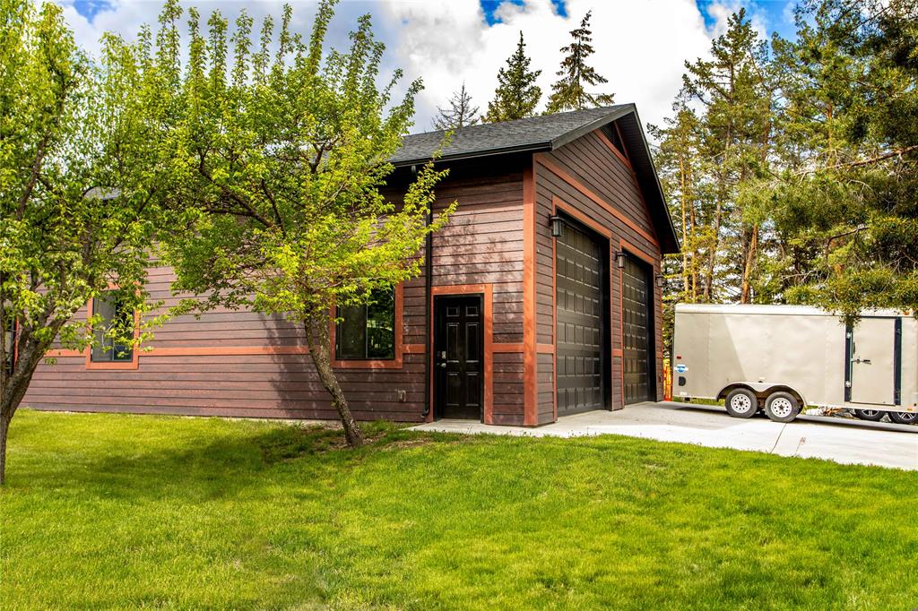 Big Arm, Montana, 59910, United States, 3 Bedrooms Bedrooms, ,3 BathroomsBathrooms,Residential,For Sale,1830037