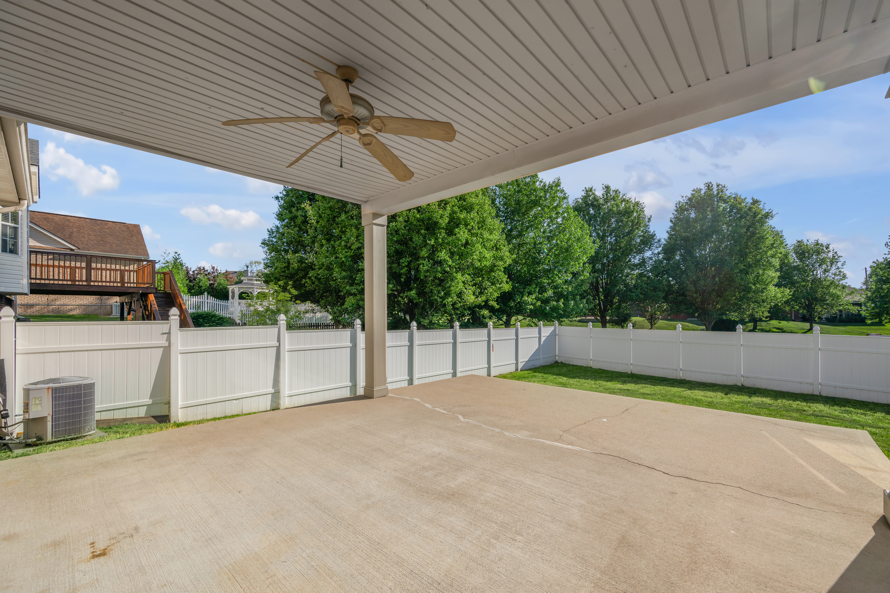  3253 Drayton Place - 物件實景