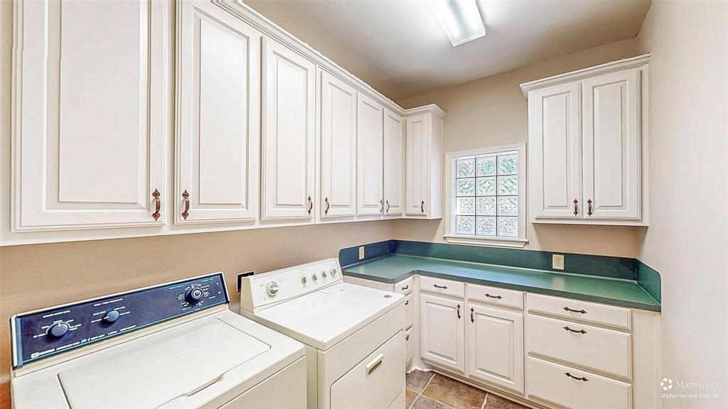 Bullard, Texas, 75757, United States, 3 Bedrooms Bedrooms, ,3 BathroomsBathrooms,Residential,For Sale,1925958