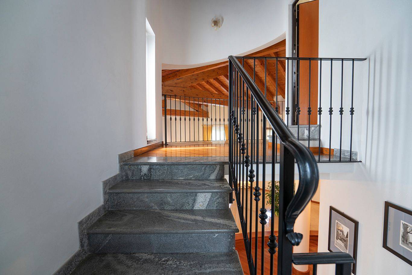 Usmate Velate, Monza e Brianza, 20040, IT, 3 Bedrooms Bedrooms, ,4 BathroomsBathrooms,Residential,For Sale,1838025