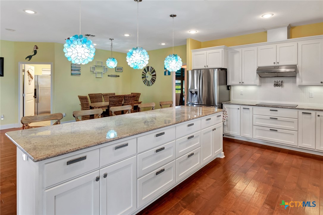 Port O'Connor, Texas, 77982, United States, 4 Bedrooms Bedrooms, ,3 BathroomsBathrooms,Residential,For Sale,1736800