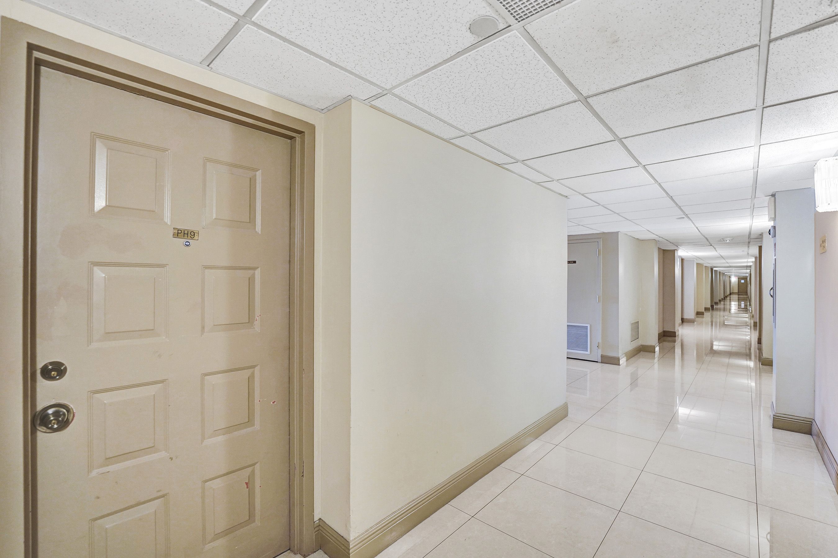  1201 S Ocean Drive, Hollywood, FL, 33019 - 物件實景