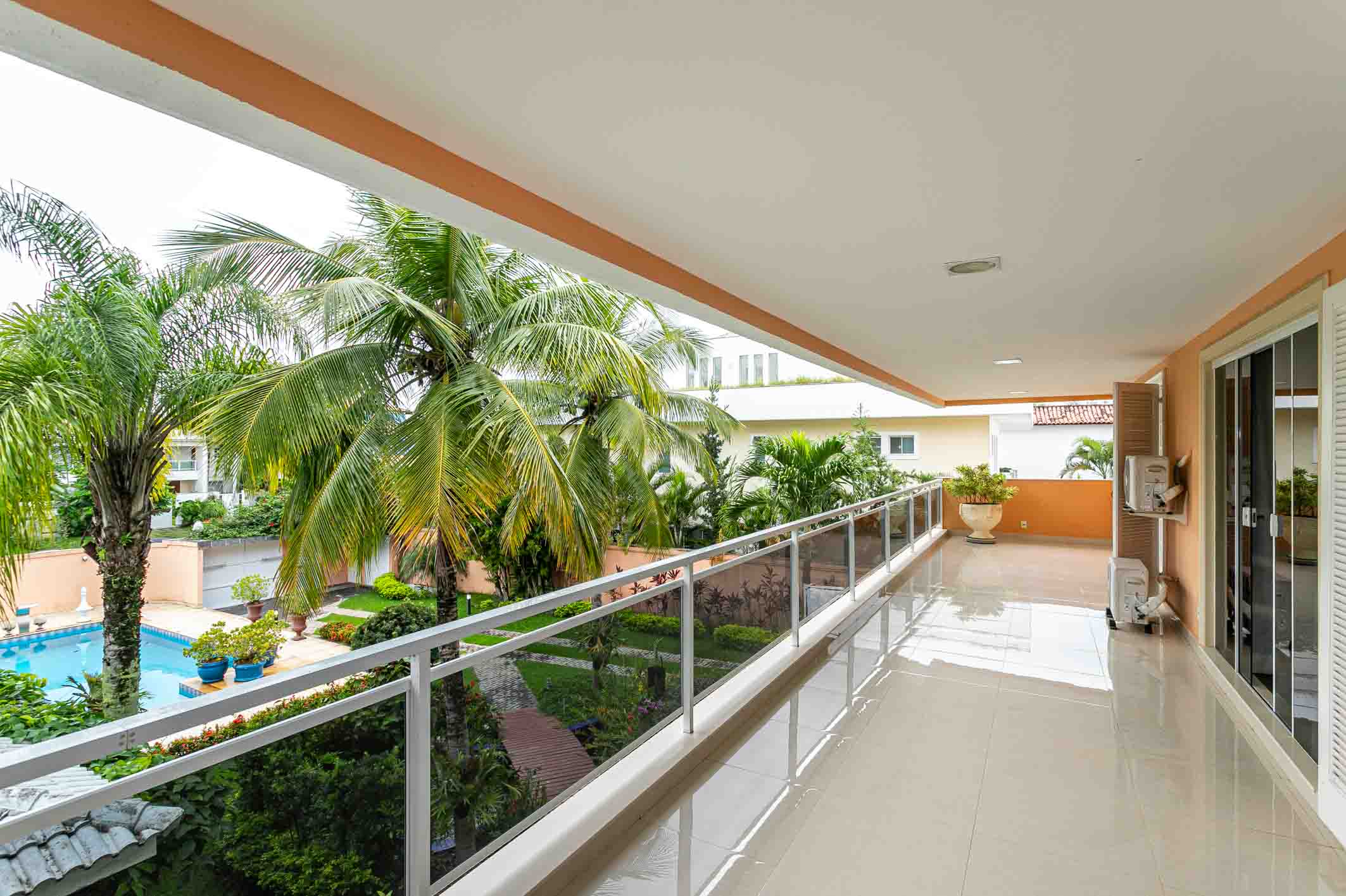  House in Malibu, Barra, with four suites and complete leisure amenities - 物件實景