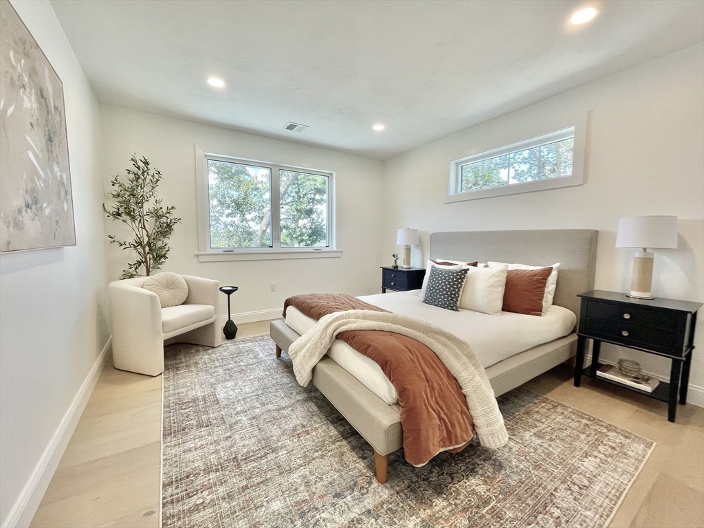 Bellingham, Massachusetts, 02019, United States, 4 Bedrooms Bedrooms, ,4 BathroomsBathrooms,Residential,For Sale,1927389