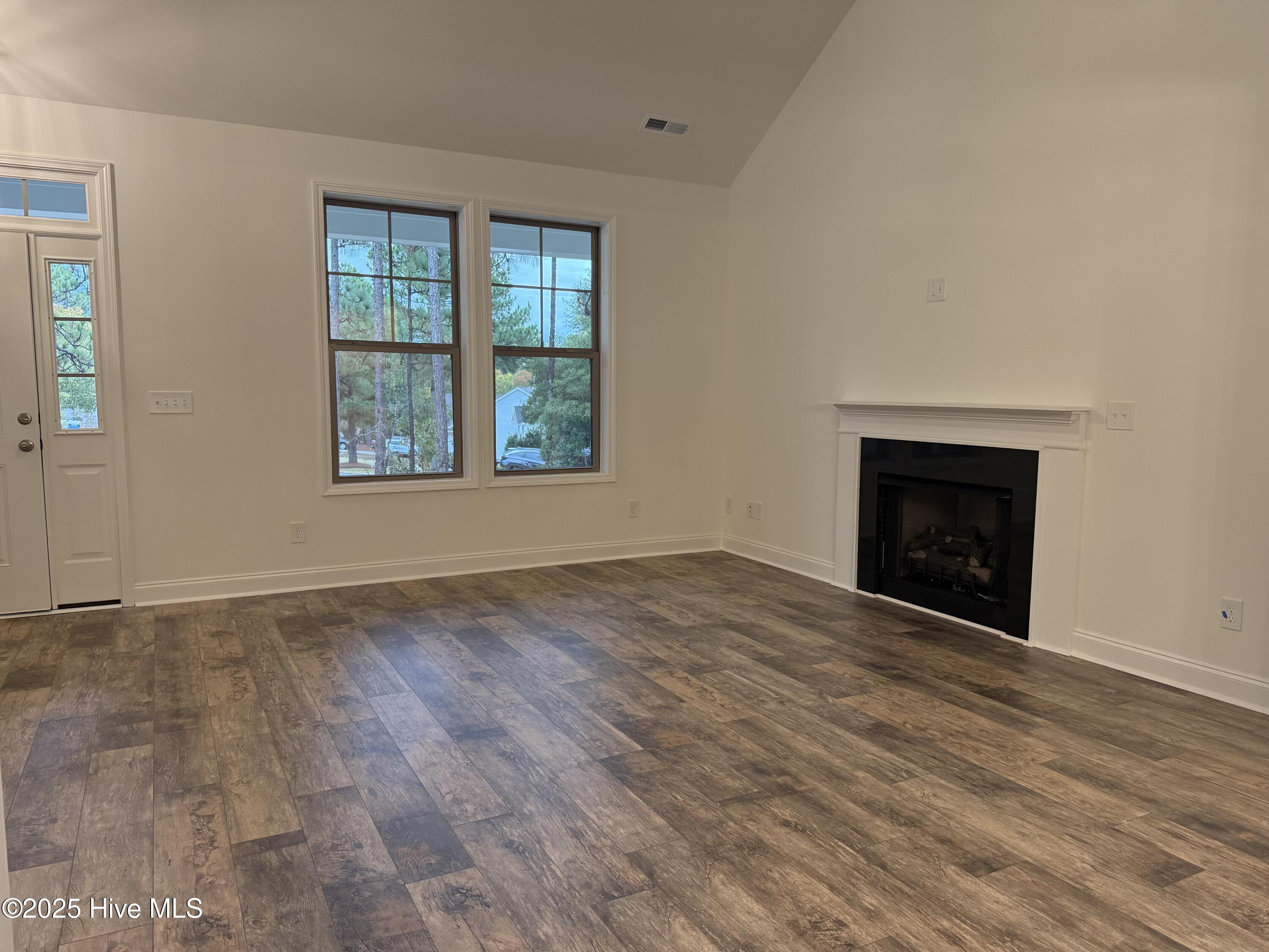 Pinehurst, North Carolina, 28374, United States, 4 Bedrooms Bedrooms, ,3 BathroomsBathrooms,Residential,For Sale,1793185