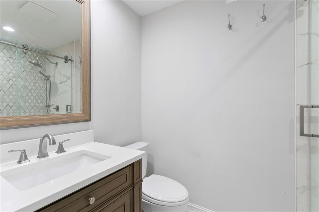 Tampa, Florida, 33613, United States, 7 Bedrooms Bedrooms, ,8 BathroomsBathrooms,Residential,For Sale,1979226