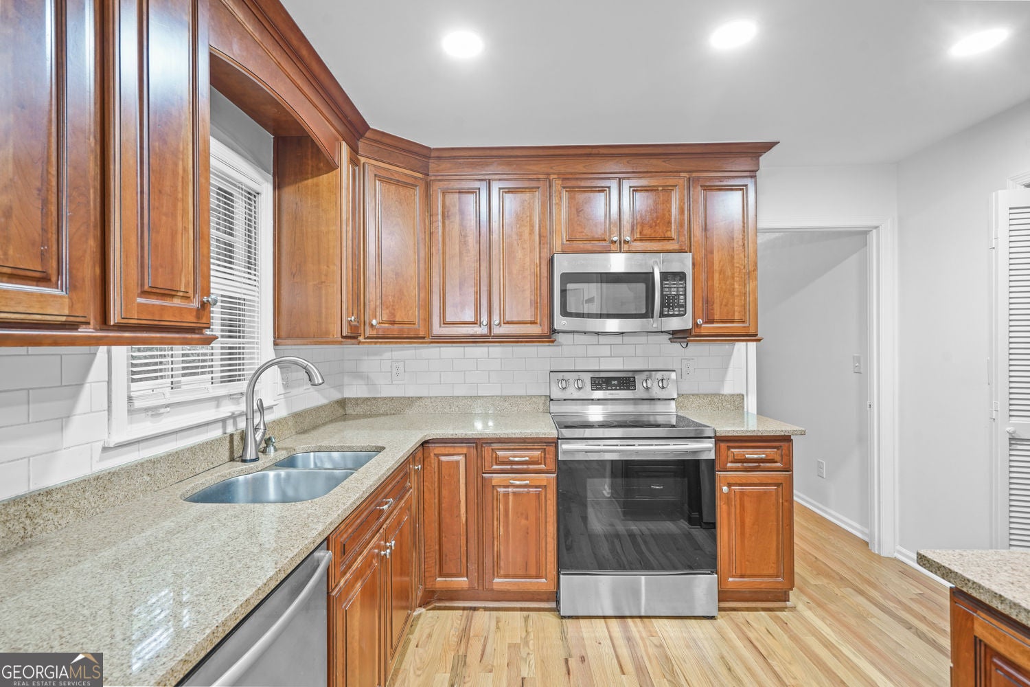 Atlanta, Georgia, 30341, United States, 4 Bedrooms Bedrooms, ,4 BathroomsBathrooms,Residential,For Sale,1961860