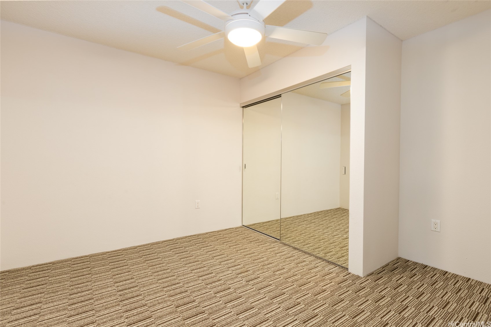 Honolulu, Hawaii, 96825, United States, 2 Bedrooms Bedrooms, ,2 BathroomsBathrooms,Residential,For Sale,1875289