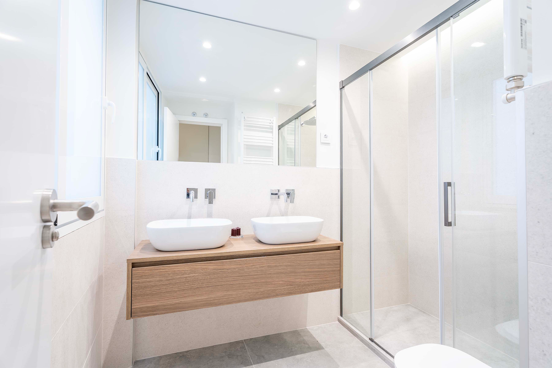  Renovated flat with 3 bedrooms, 4 bathrooms, and garage - 物件實景