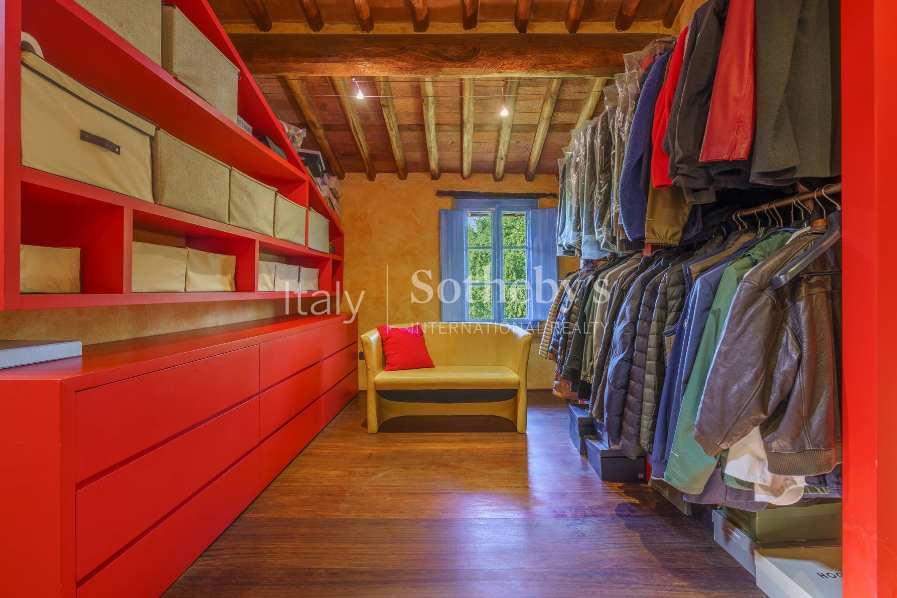  Country home with pool and stables - 物件實景