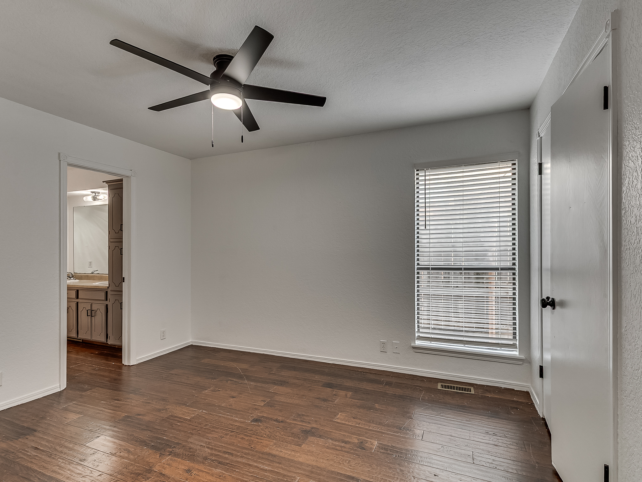  1509 Sand Springs Trail, Edmond, OK 73013 - 物件實景