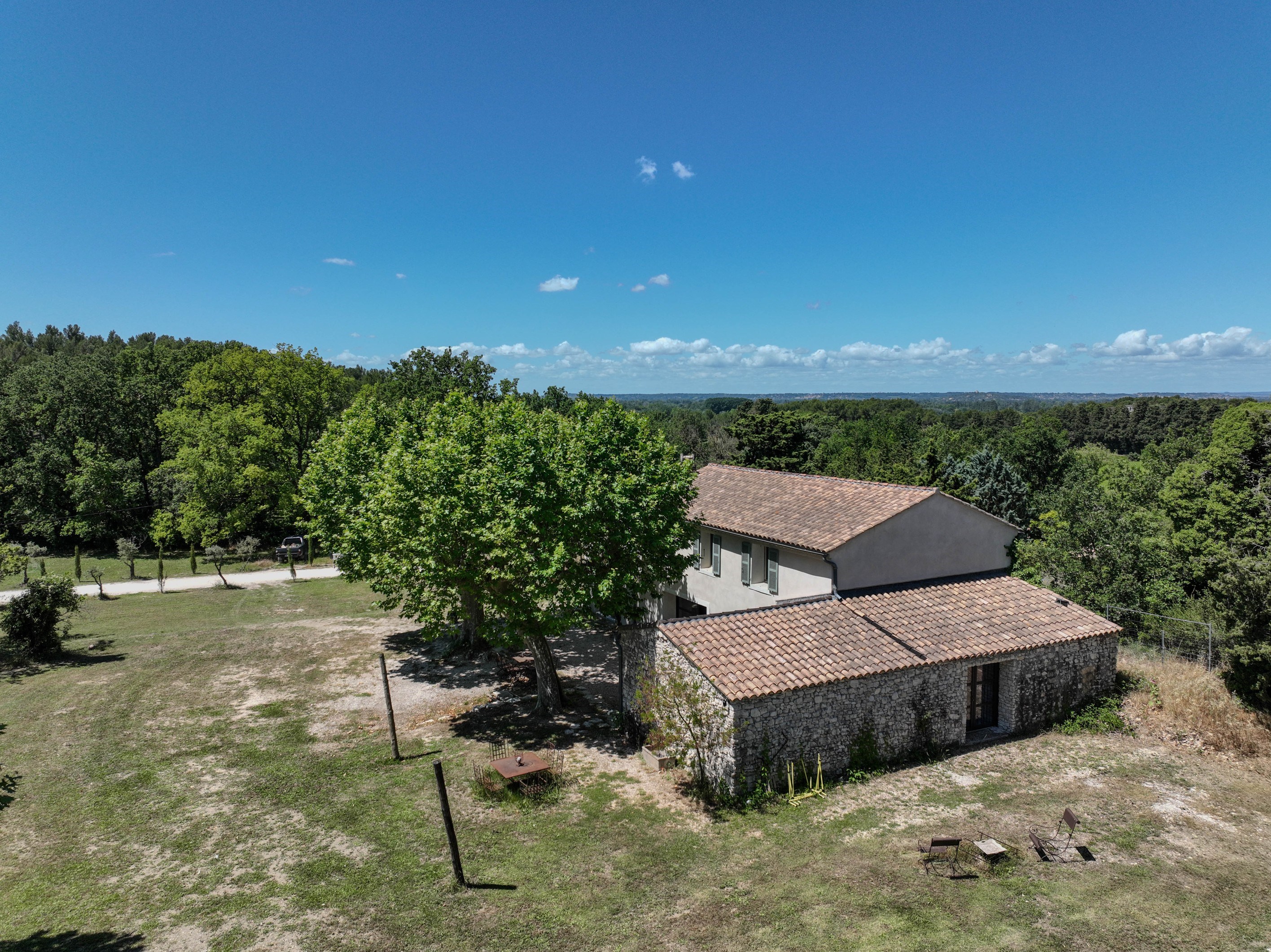  Farmhouse in the countryside of L