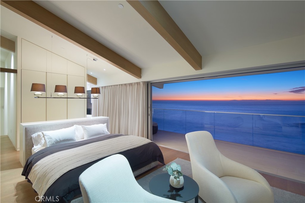 Laguna Beach, California, 92651, United States, 3 Bedrooms Bedrooms, ,4 BathroomsBathrooms,Residential,For Sale,1688637
