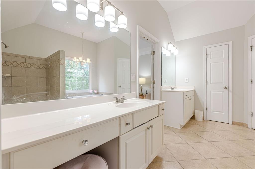 Cumming, Georgia, 30041, United States, 5 Bedrooms Bedrooms, ,5 BathroomsBathrooms,Residential,For Sale,1919838