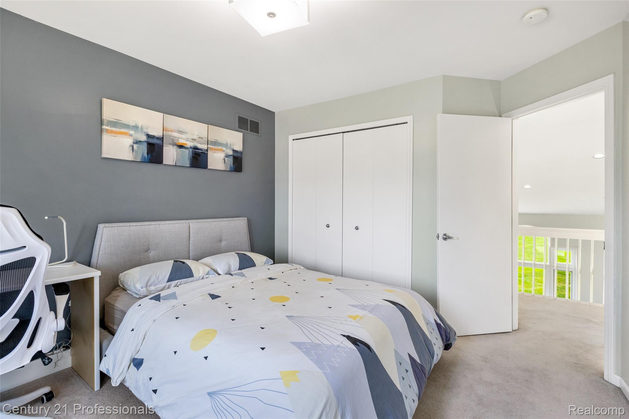 LakeOrion, Michigan, 48359, United States, 4 Bedrooms Bedrooms, ,3 BathroomsBathrooms,Residential,For Sale,1973715