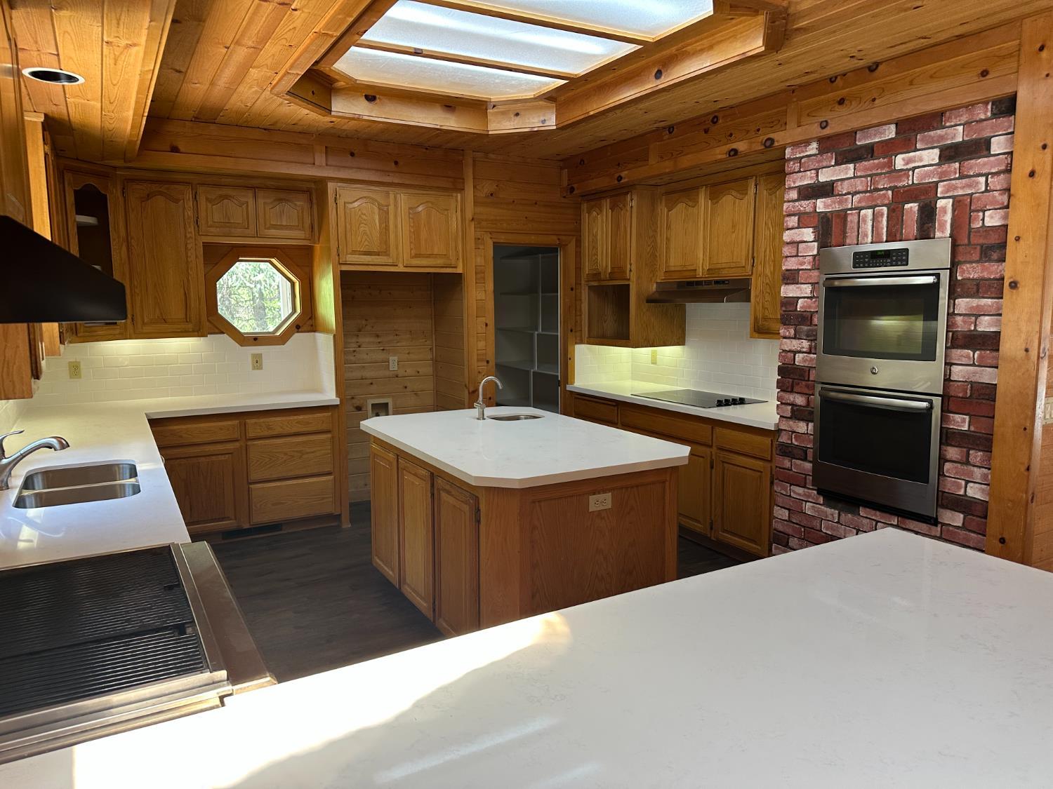 Pollock Pines, California, 95726, United States, 3 Bedrooms Bedrooms, ,3 BathroomsBathrooms,Residential,For Sale,1976360