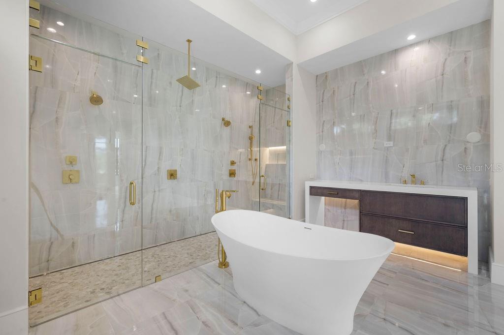 3621 San Remo Terrace, Sarasota, Florida, 34239, United States, 5 Bedrooms Bedrooms, ,7 BathroomsBathrooms,Residential,For Sale,3621 San Remo Terrace,1627164