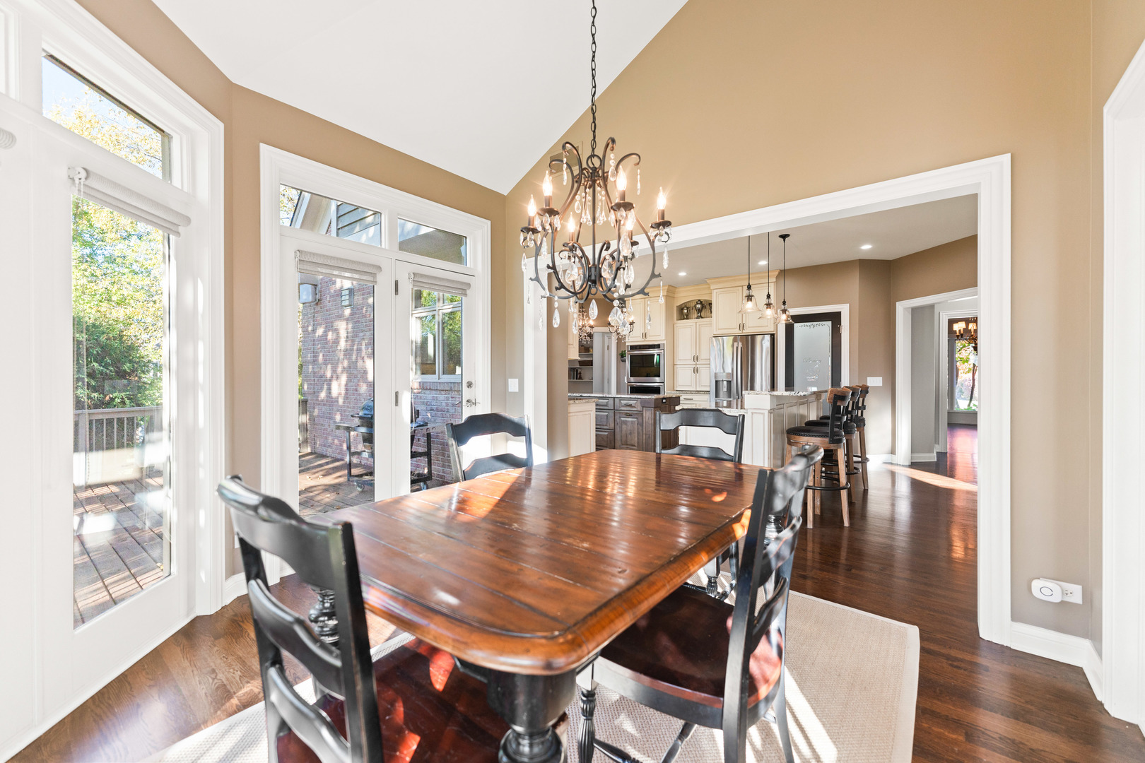 St. Charles, Illinois, 60175, United States, 5 Bedrooms Bedrooms, ,5 BathroomsBathrooms,Residential,For Sale,1989191