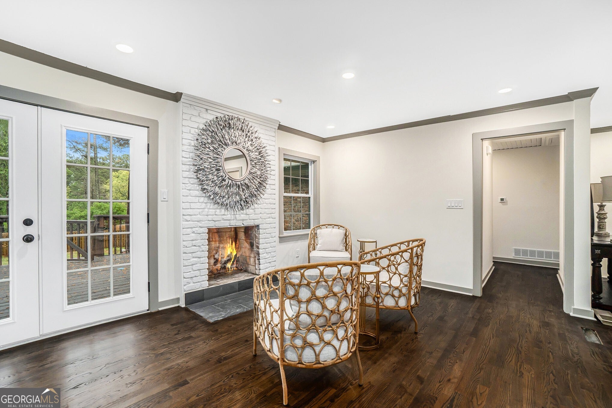 Dunwoody, Georgia, 30360, United States, 3 Bedrooms Bedrooms, ,2 BathroomsBathrooms,Residential,For Sale,1859063
