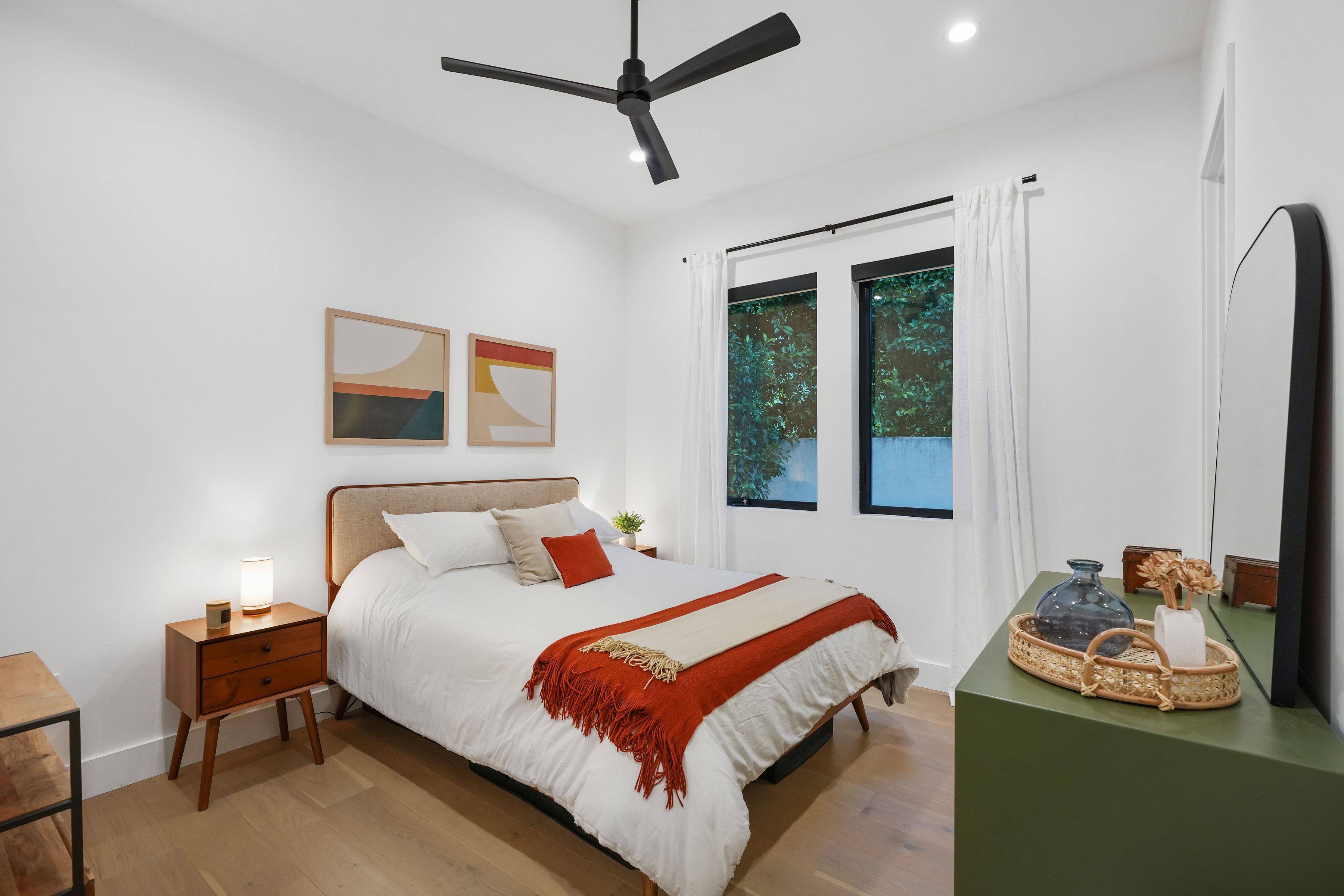 12341 Addison Street - 物件實景