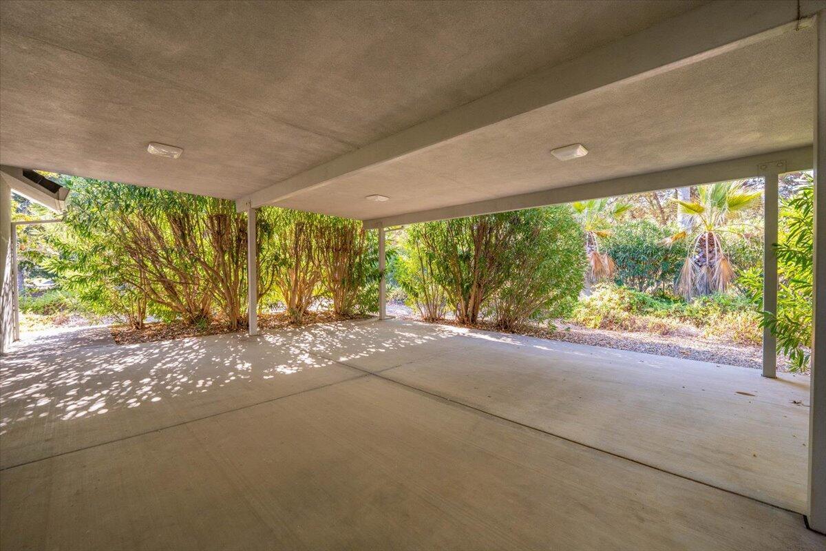 Red Bluff, California, 96080, United States, 4 Bedrooms Bedrooms, ,4 BathroomsBathrooms,Residential,For Sale,1905885