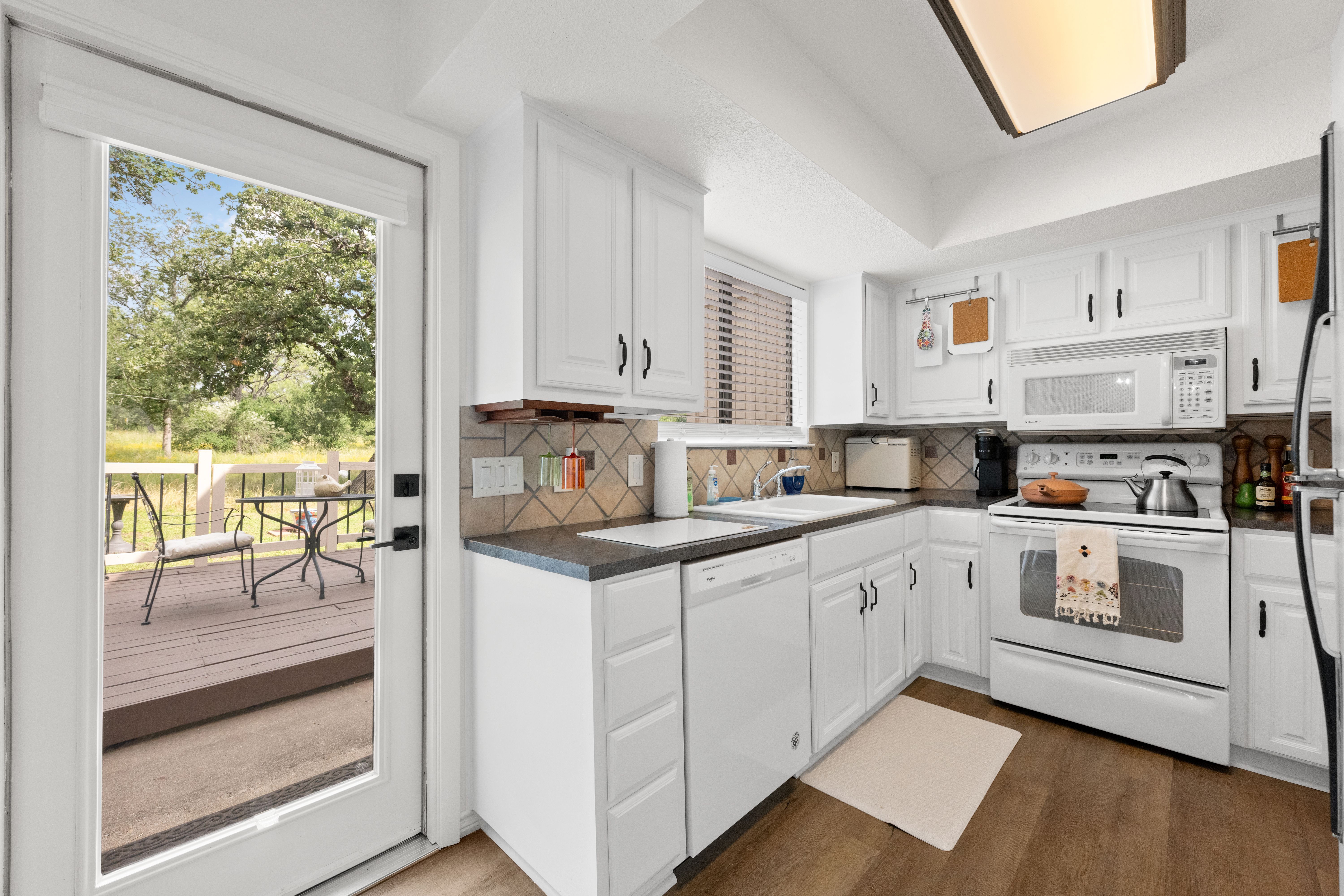 Beautiful Updated Townhome in Horseshoe Bay - 物件實景