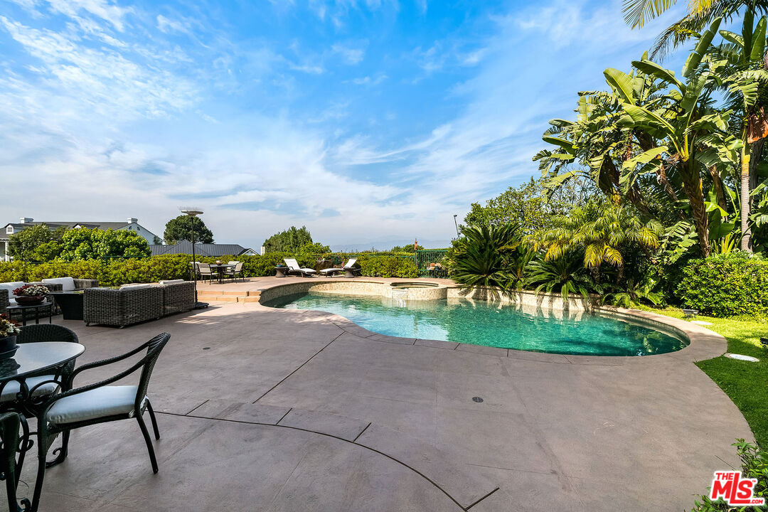 Beverly Hills, California, 90210, United States, 4 Bedrooms Bedrooms, ,5 BathroomsBathrooms,Residential,For Sale,1919871