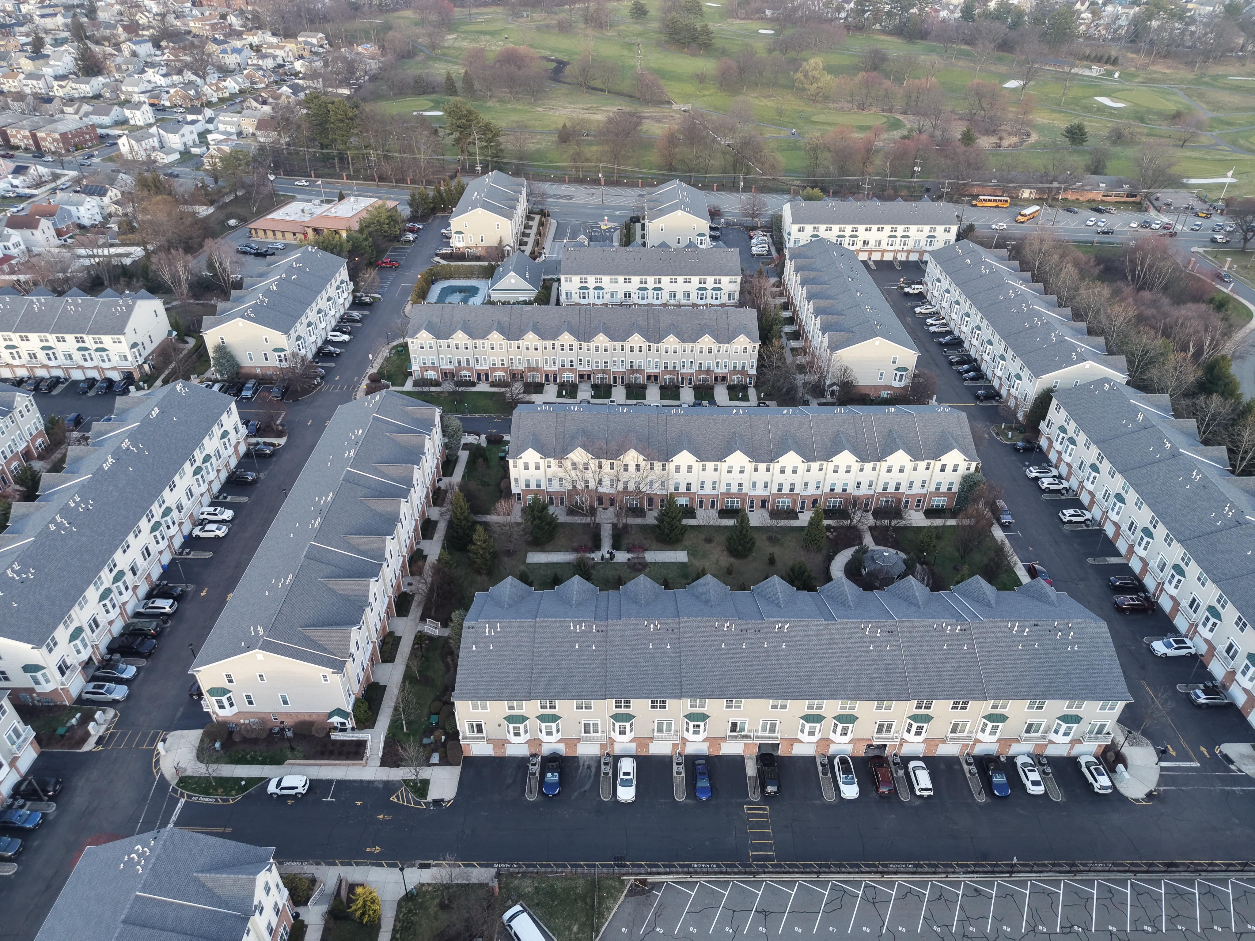  906 Memorial Drive, Belleville, NJ, 07109 - 物件實景