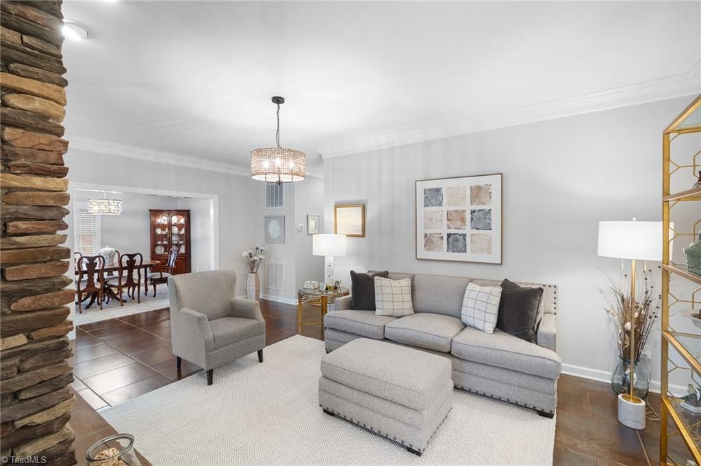 Lexington, North Carolina, 27292, United States, 3 Bedrooms Bedrooms, ,3 BathroomsBathrooms,Residential,For Sale,1925490