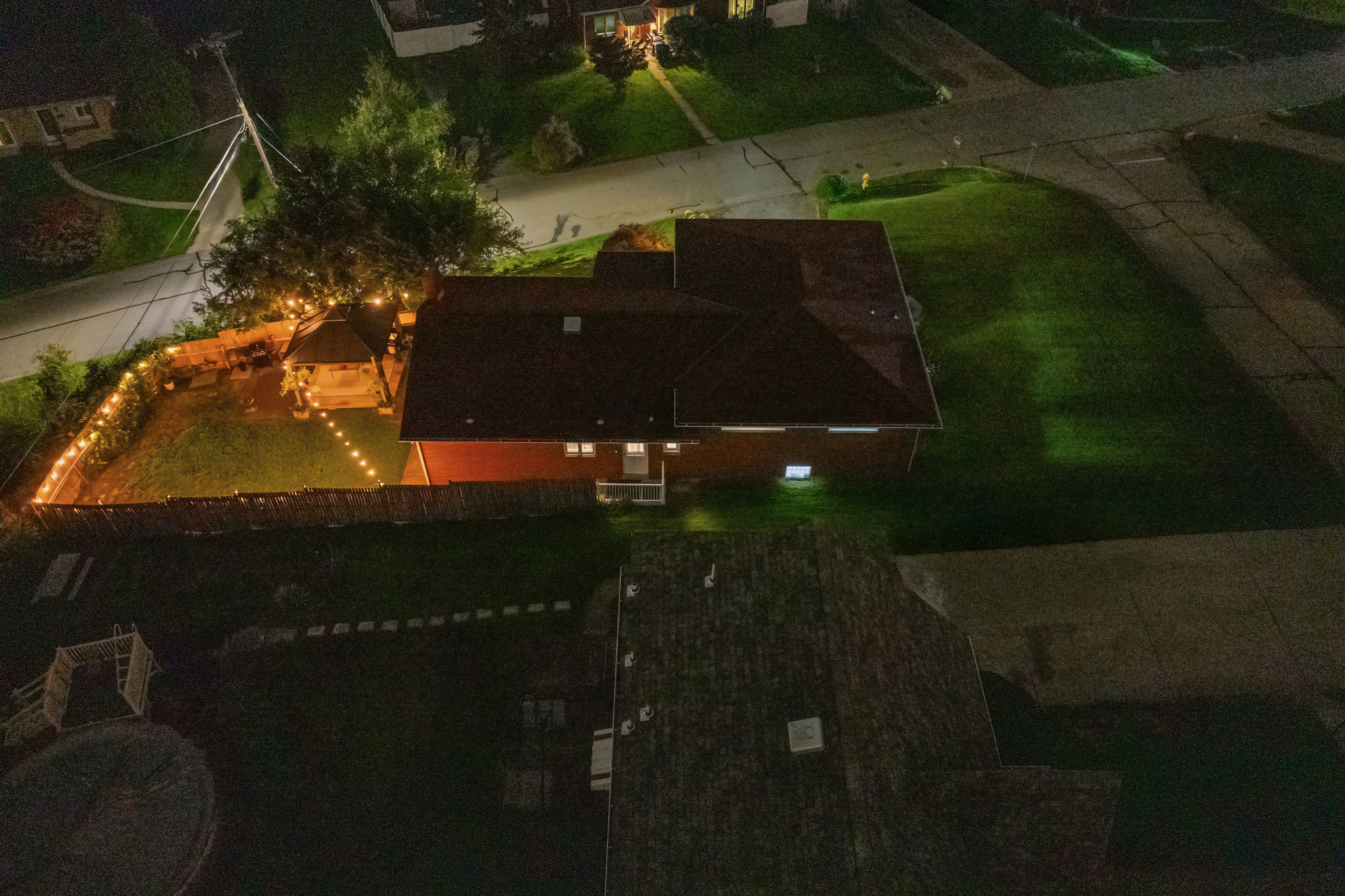  1260 Laurel Hill Drive, West Homestead, PA 15120 - 物件實景