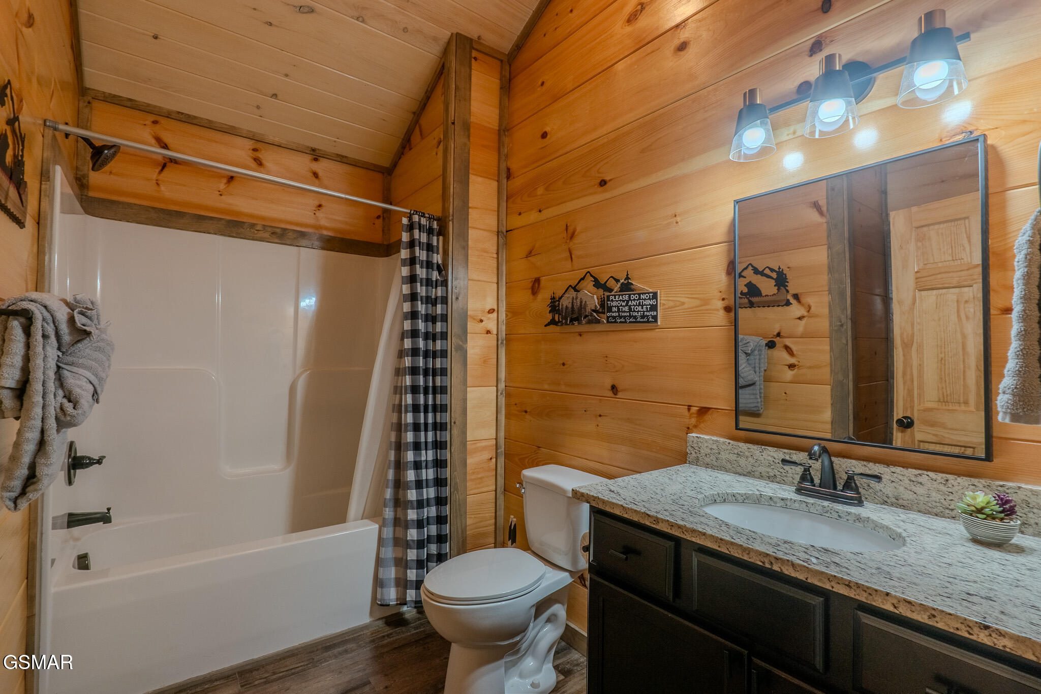 Sevierville, Tennessee, 37876, United States, 3 Bedrooms Bedrooms, ,3 BathroomsBathrooms,Residential,For Sale,2020678