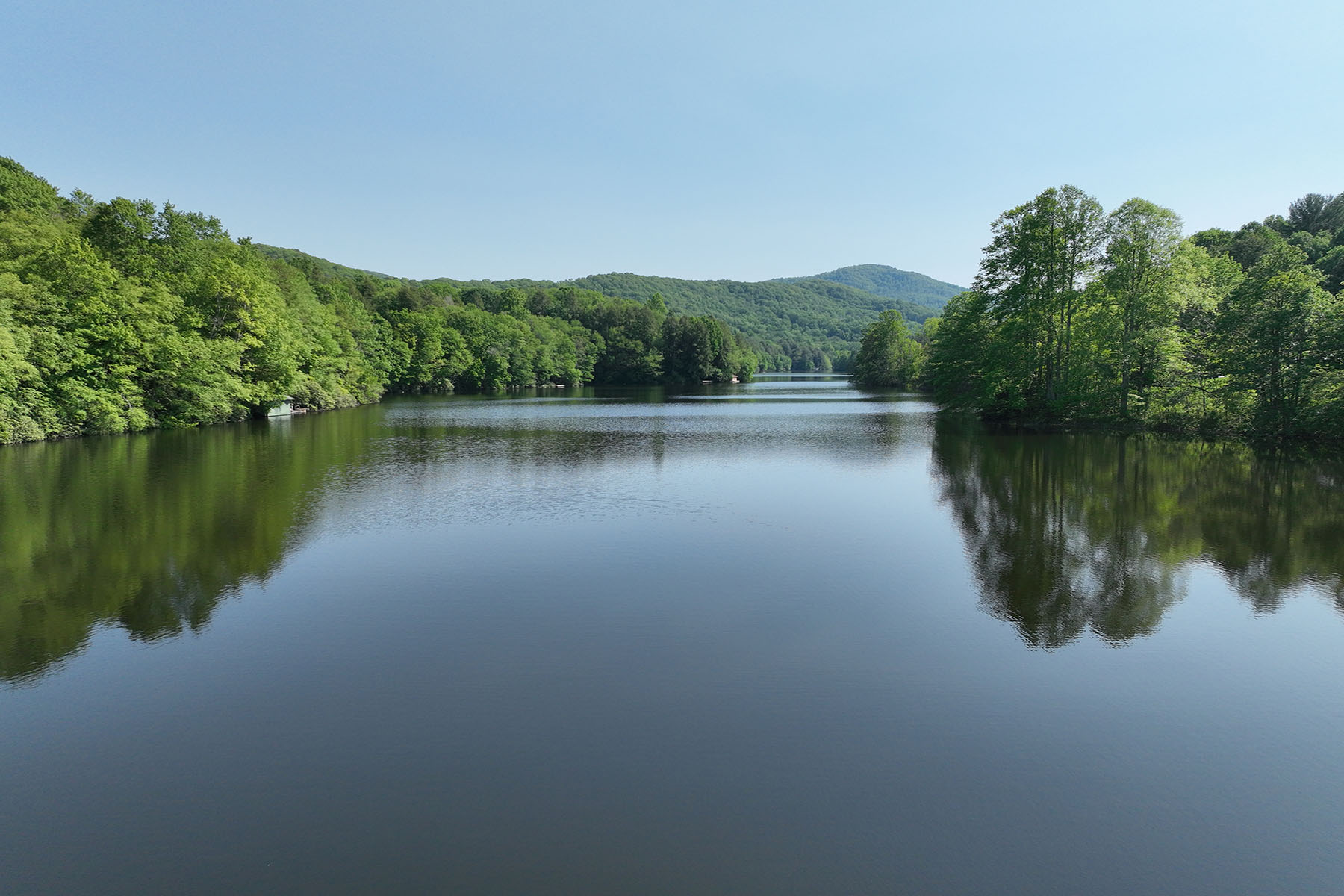  ROAN MOUNTAIN - RIPSHIN LAKE CORPORATION - 物件實景