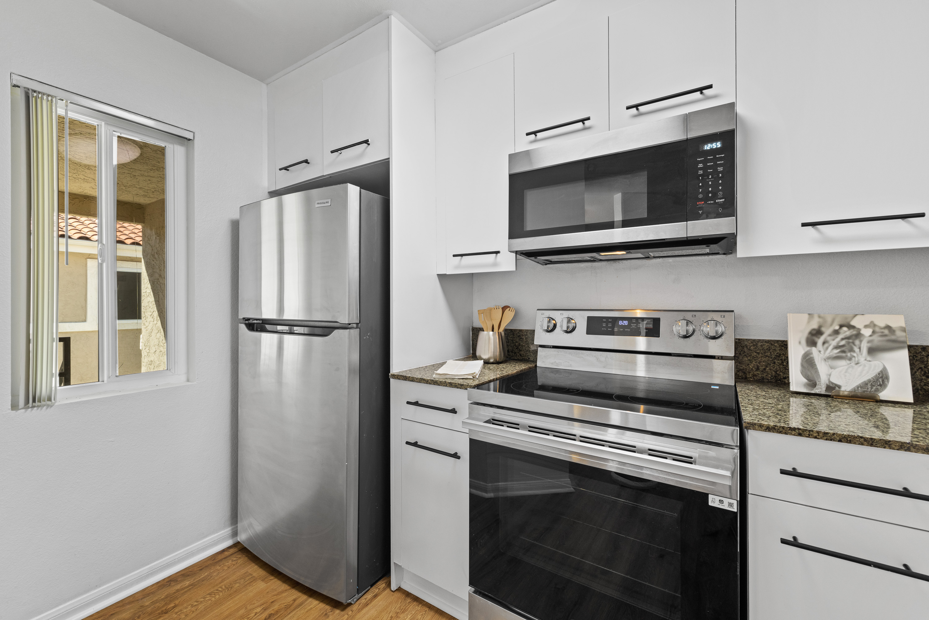  7565 Charmant Drive #510, San Diego, CA 92122 - 物件實景