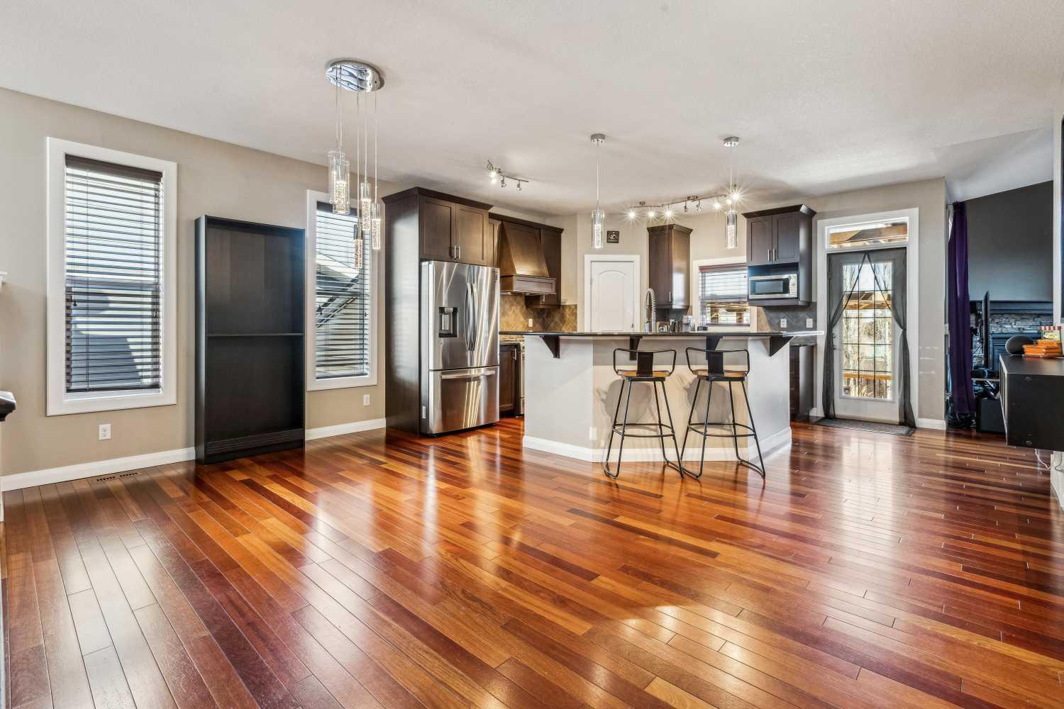 OKOTOKS, Alberta, T1S 0K1, CA, 4 Bedrooms Bedrooms, ,3 BathroomsBathrooms,Residential,For Sale,1948966