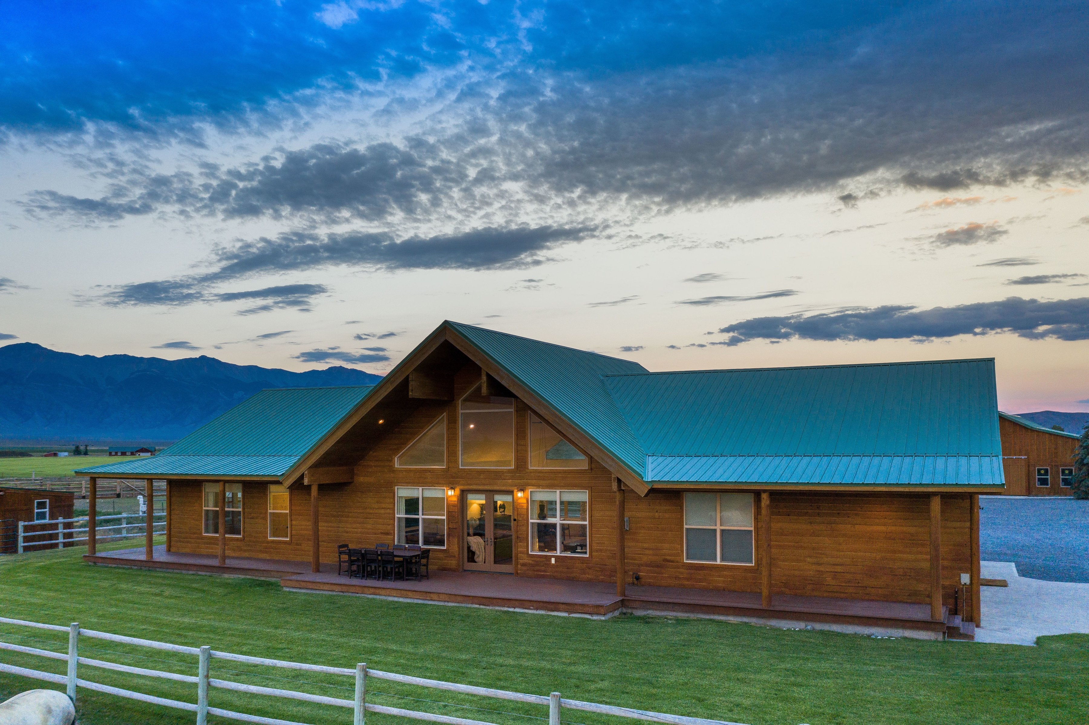  Equestrian Estate at the Base of Mt. Borah - 物件實景