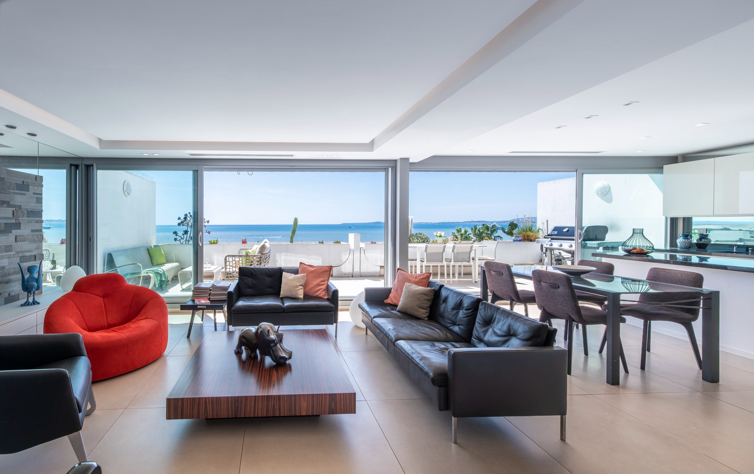  Saint Laurent du Var, 88 sqm two bedroom penthouse with 115 sqm of terraces and… - 物件實景