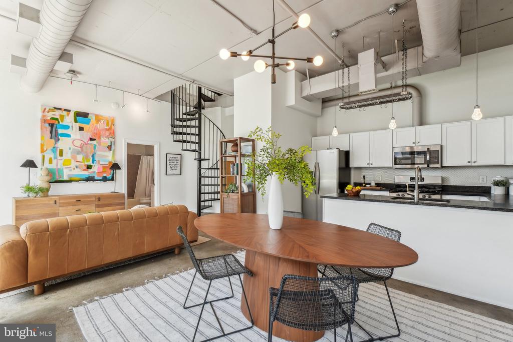 Washington, District of Columbia, 20010, United States, 2 Bedrooms Bedrooms, ,2 BathroomsBathrooms,Residential,For Sale,1943394