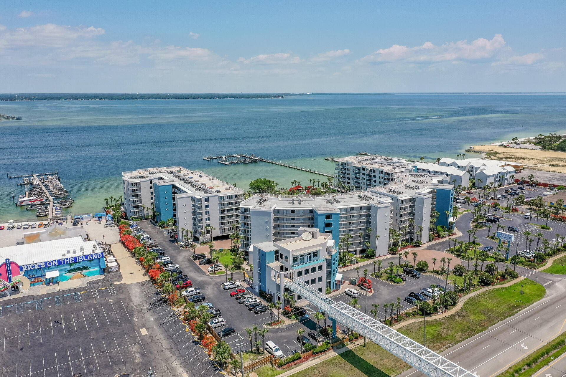 Fort Walton Beach, Florida, 32548, United States, 1 Bedroom Bedrooms, ,2 BathroomsBathrooms,Residential,For Sale,1747414