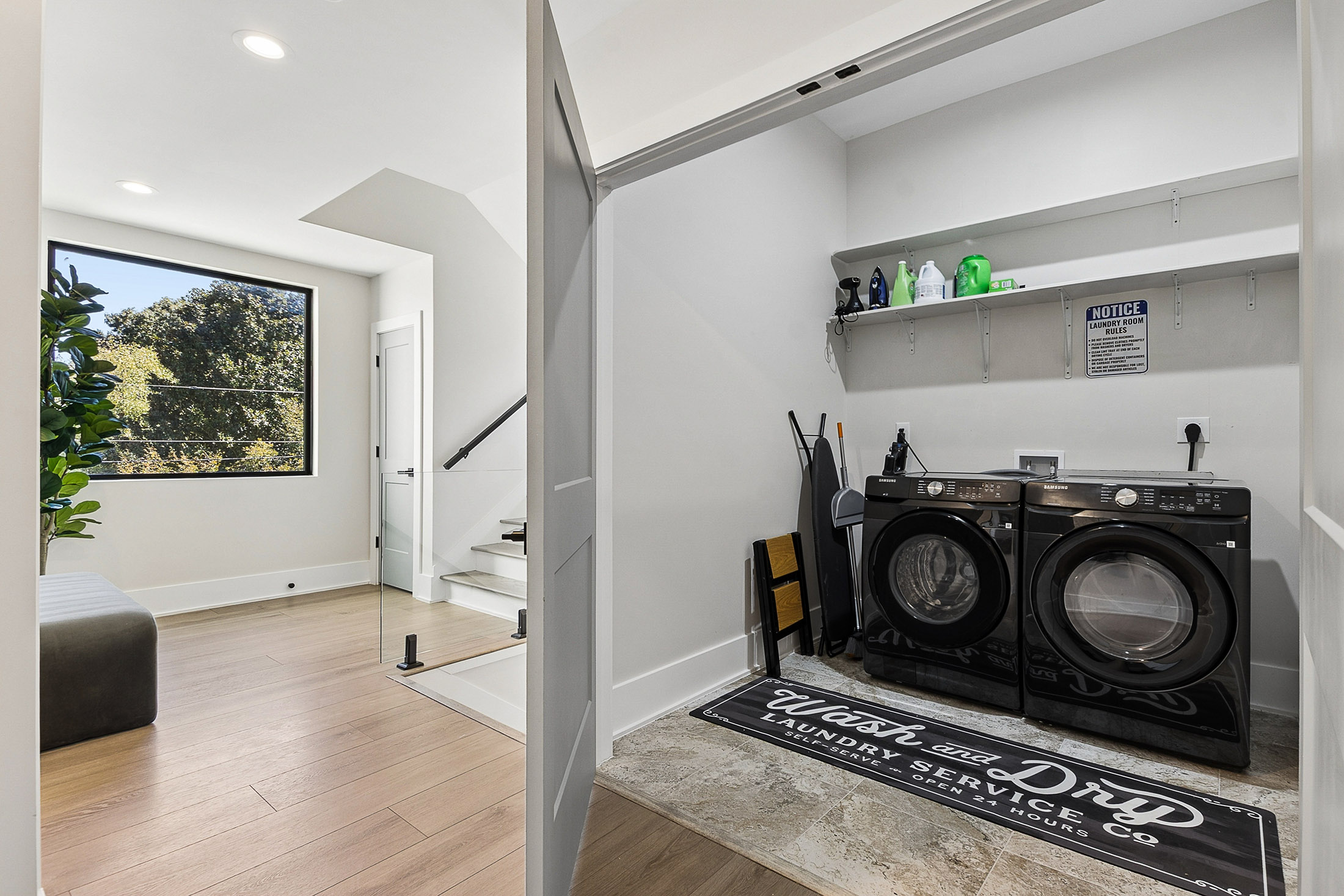  Sophisticated Modern Home in Sought-after Loring Heights - 物件實景