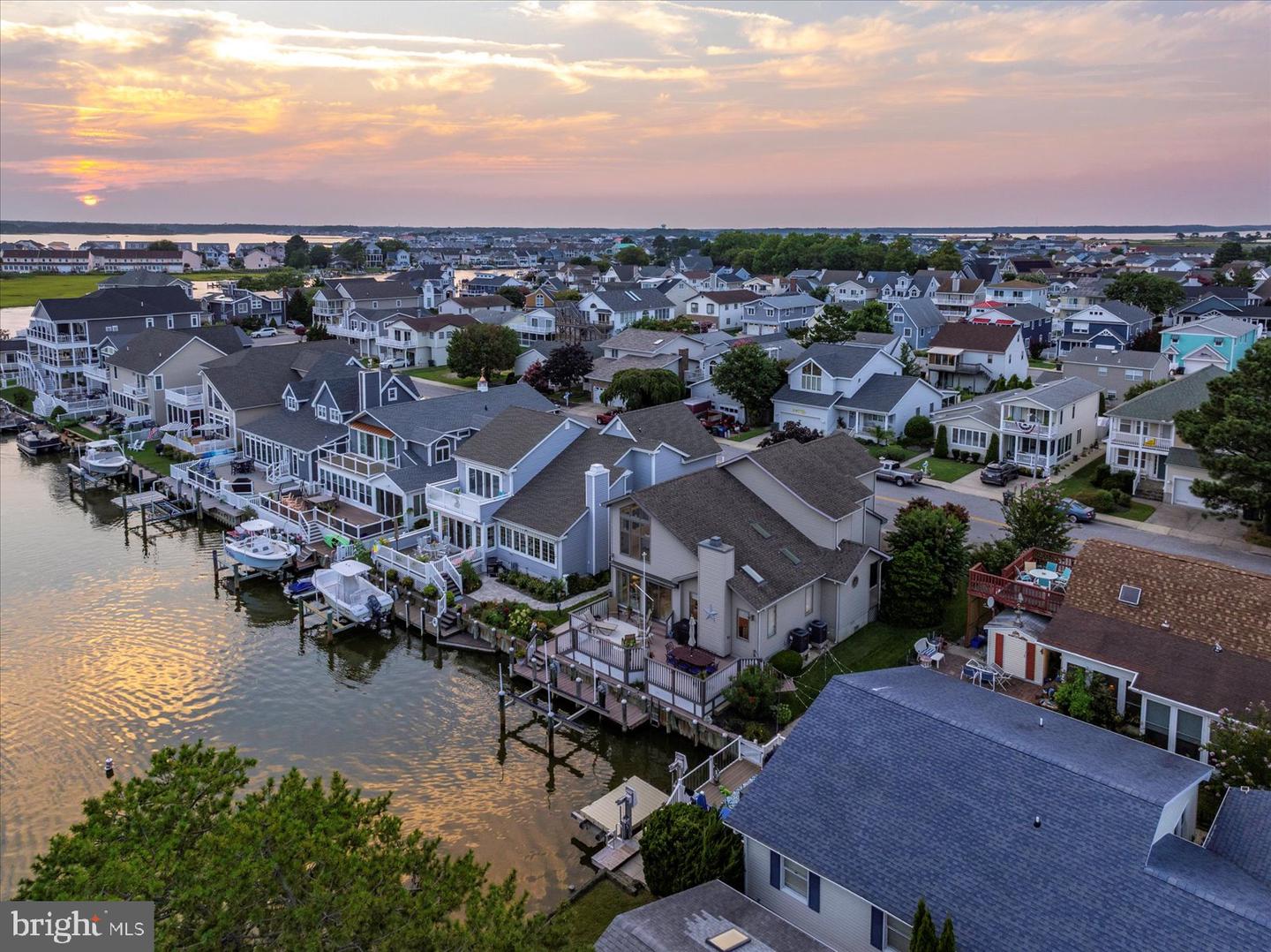 Ocean City, Maryland, 21842, United States, 4 Bedrooms Bedrooms, ,3 BathroomsBathrooms,Residential,For Sale,1942171