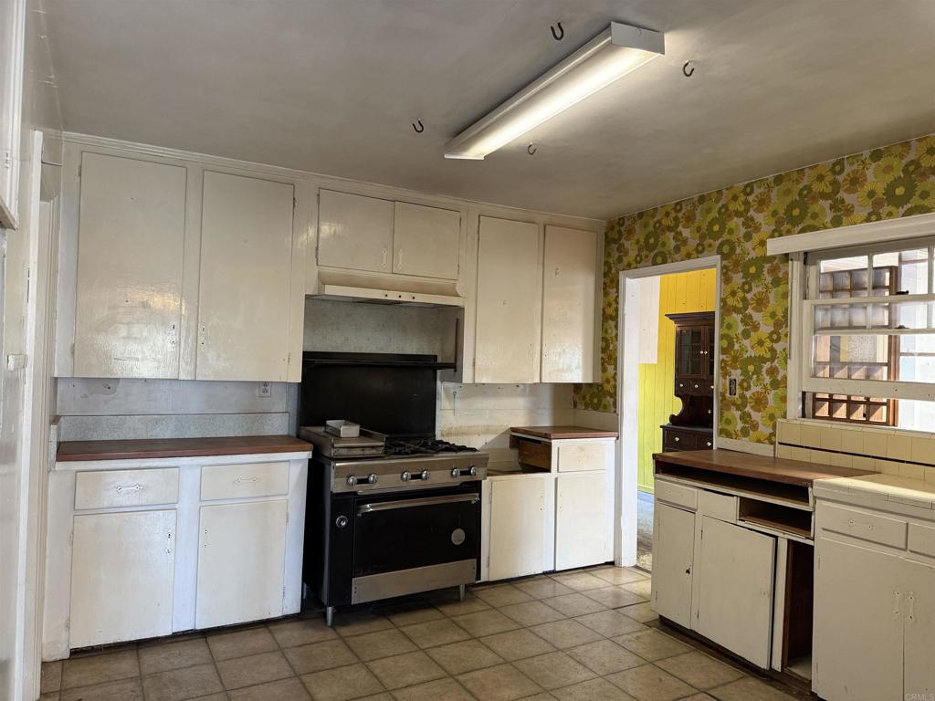 Fallbrook, California, 92028, United States, 4 Bedrooms Bedrooms, ,3 BathroomsBathrooms,Residential,For Sale,1917030