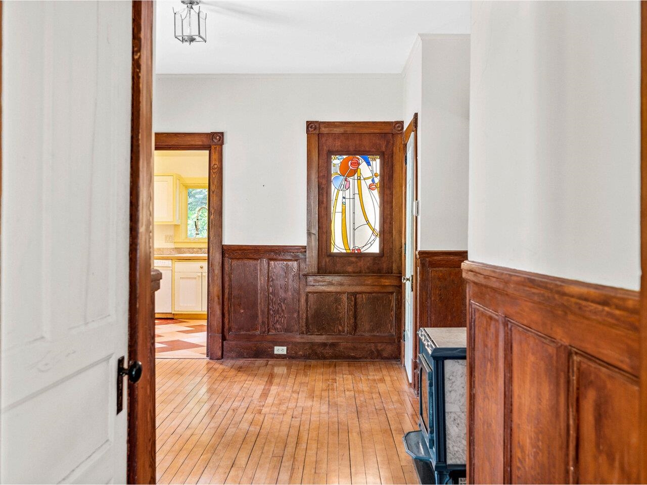 Montpelier, Vermont, 05602, United States, 3 Bedrooms Bedrooms, ,3 BathroomsBathrooms,Residential,For Sale,1900935