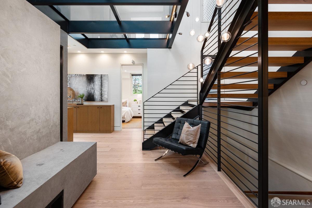 San Francisco, California, 94131, United States, 5 Bedrooms Bedrooms, ,5 BathroomsBathrooms,Residential,For Sale,1897761