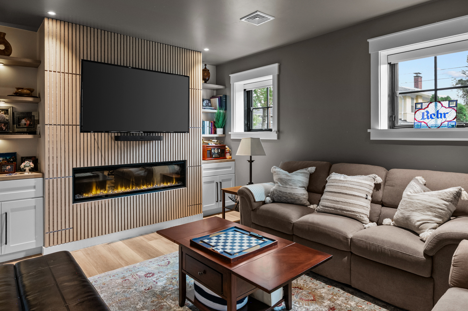 Wyomissing, Pennsylvania, 19610, United States, 3 Bedrooms Bedrooms, ,4 BathroomsBathrooms,Residential,For Sale,1985652