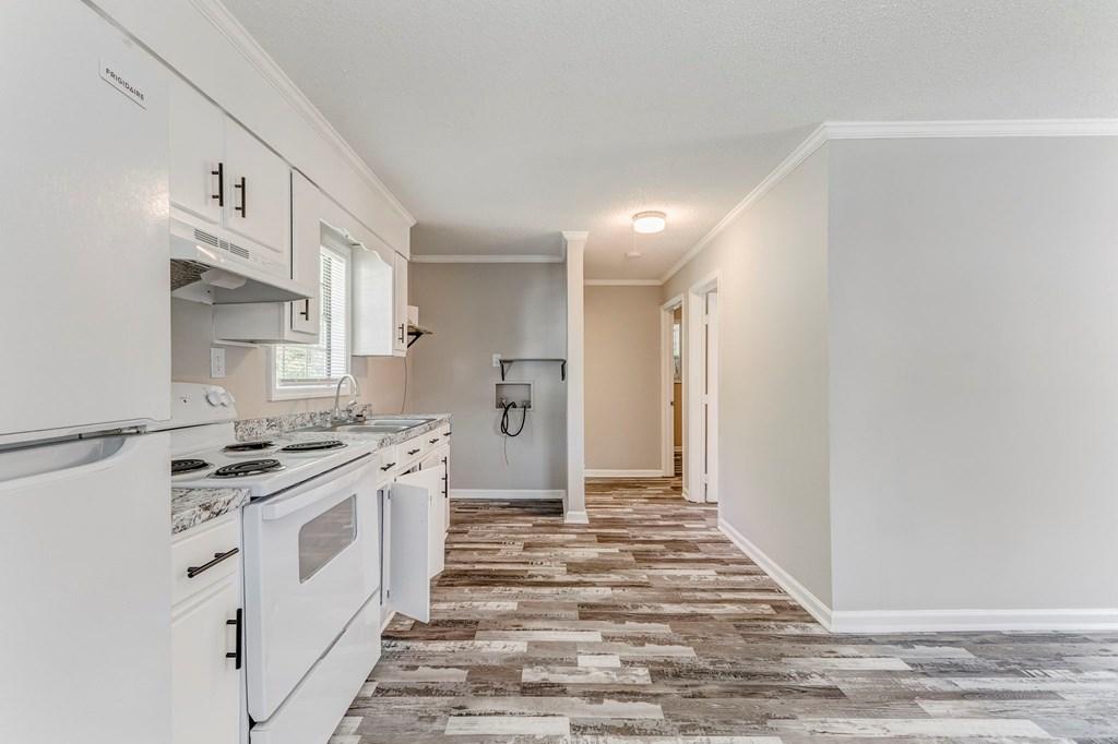 DALTON, Georgia, 30721, United States, 16 Bedrooms Bedrooms, ,12 BathroomsBathrooms,Residential,For Sale,1949791