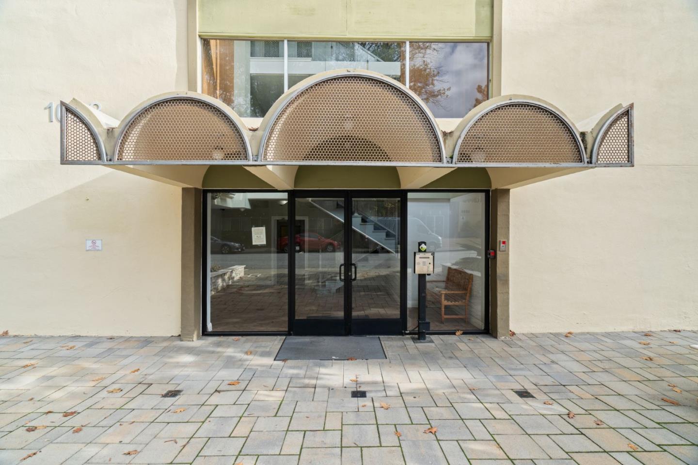 Mountain View, California, 94040, United States, 2 Bedrooms Bedrooms, ,2 BathroomsBathrooms,Residential,For Sale,1997525