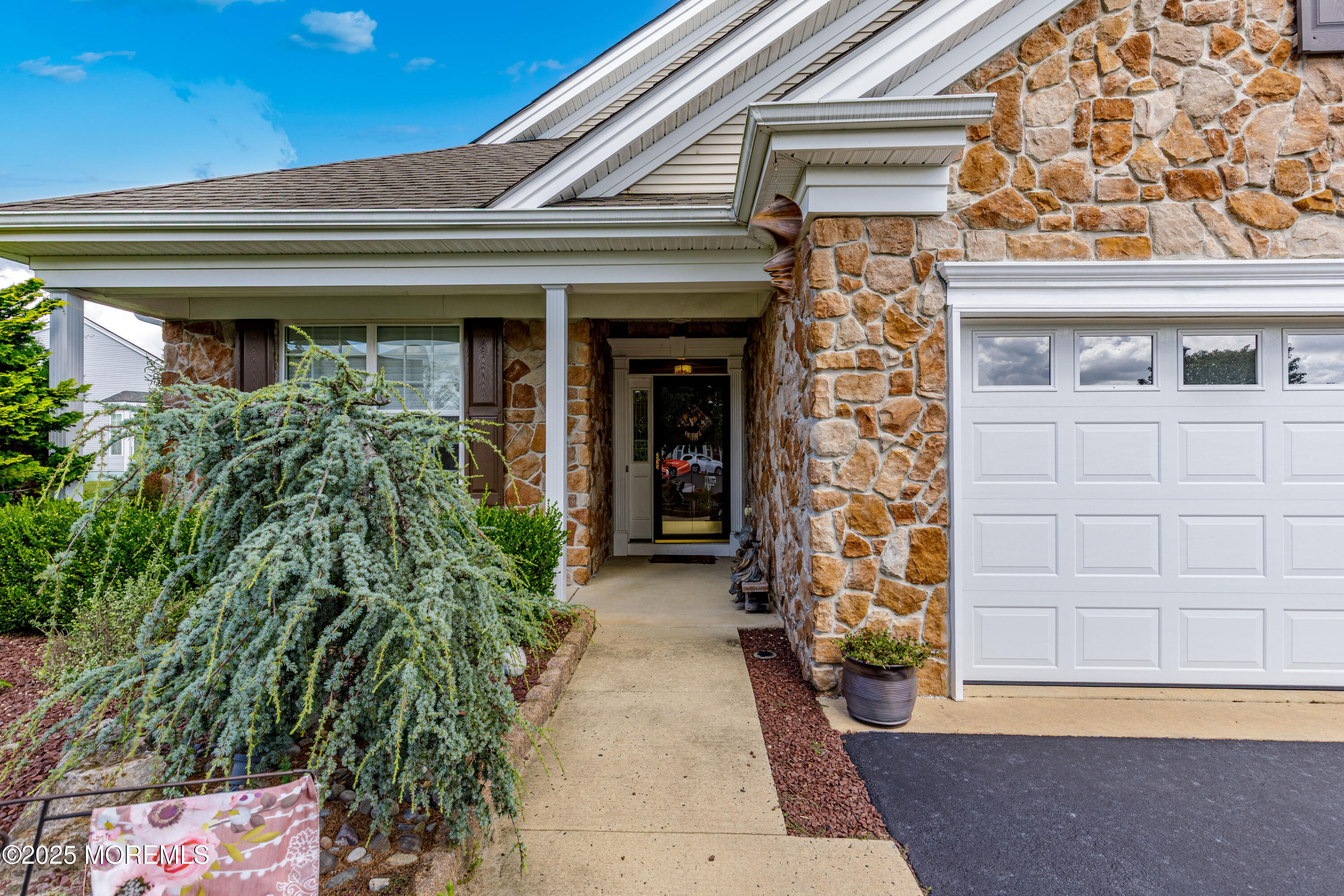 Jackson, New Jersey, 08527, United States, 2 Bedrooms Bedrooms, ,2 BathroomsBathrooms,Residential,For Sale,1927369