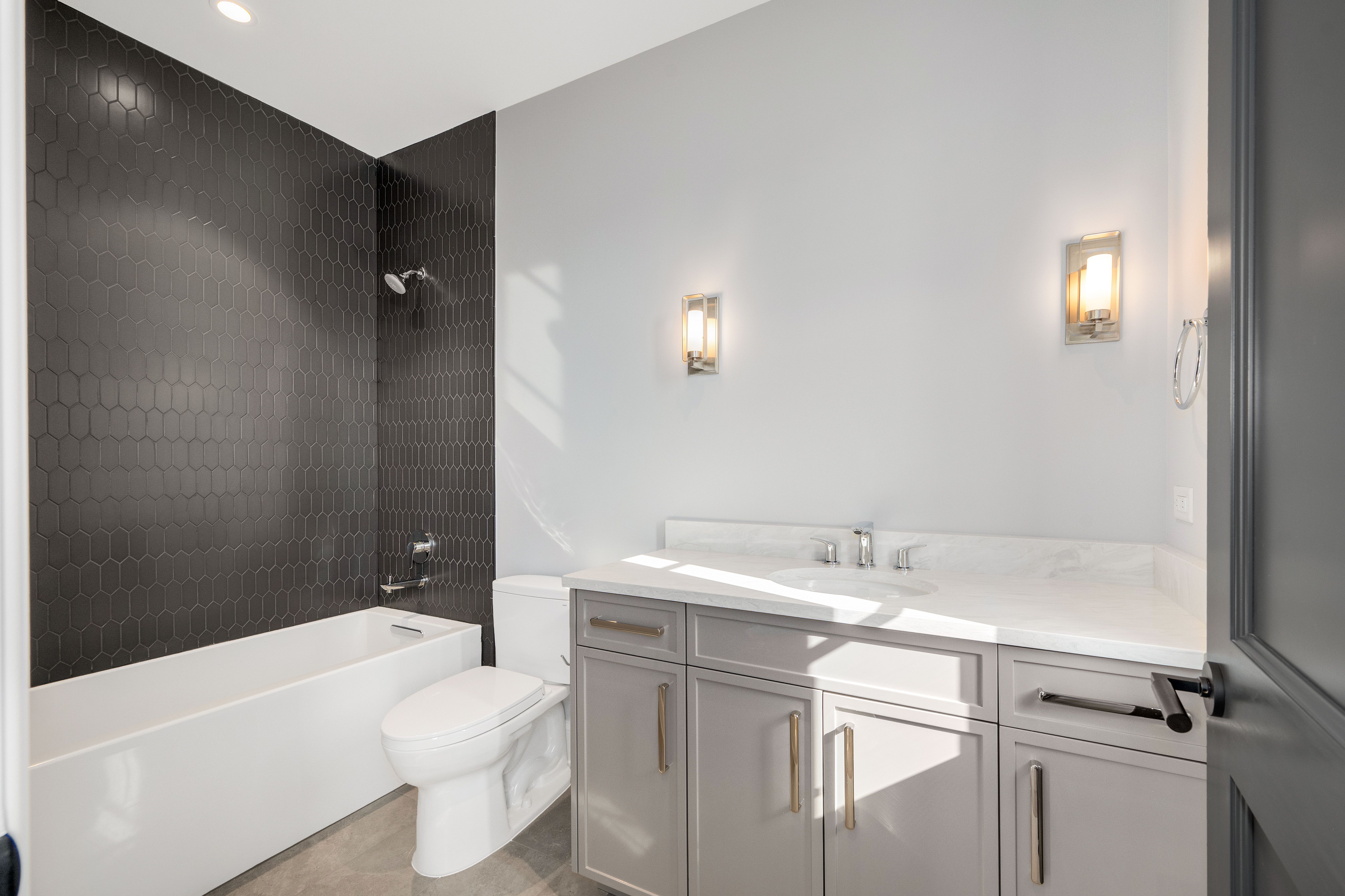  Gorgeous Brand New Construction in Downtown Naperville - 物件實景