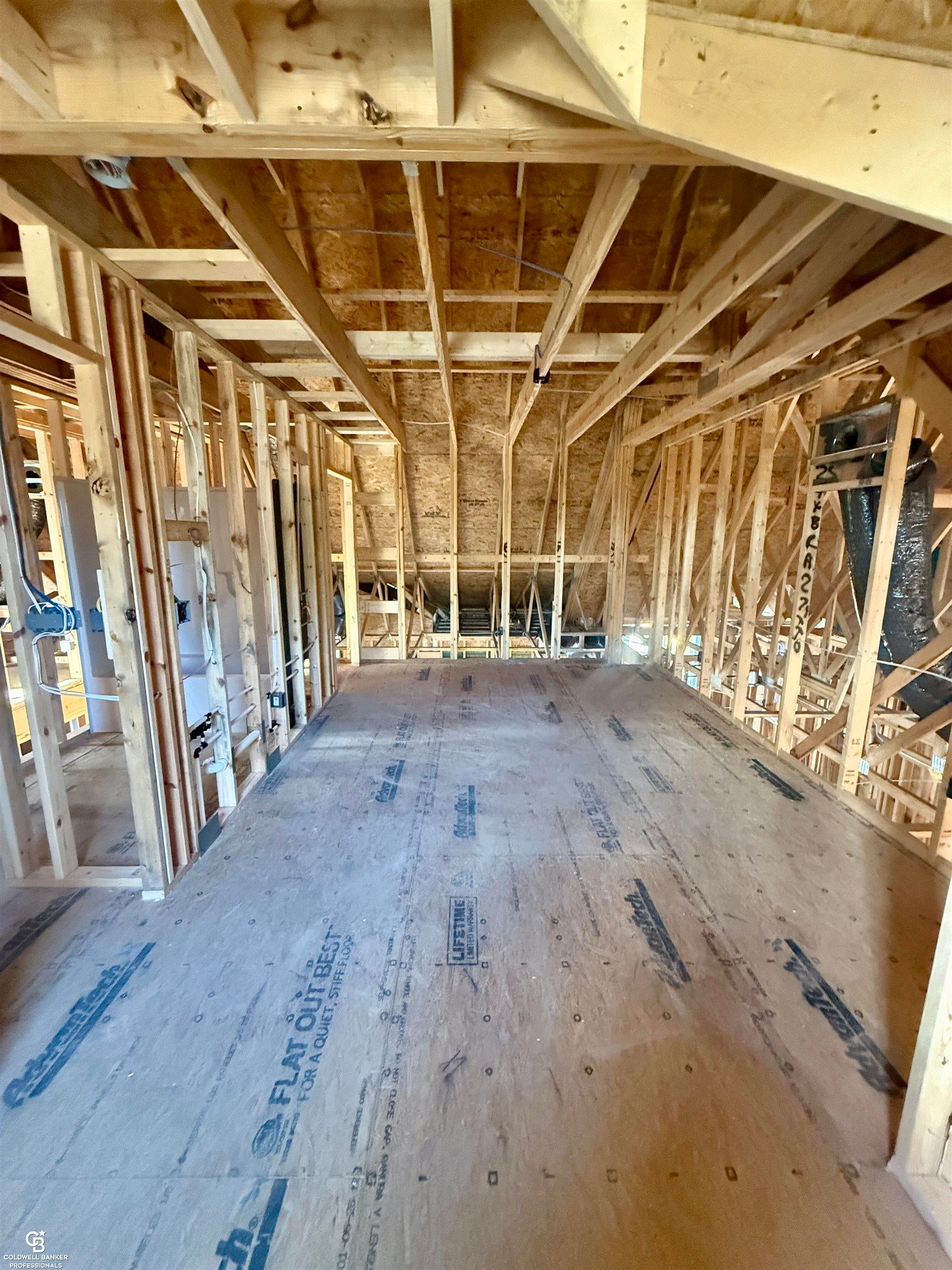 Saint Clair, Michigan, 48079, United States, 5 Bedrooms Bedrooms, ,3 BathroomsBathrooms,Residential,For Sale,1868315